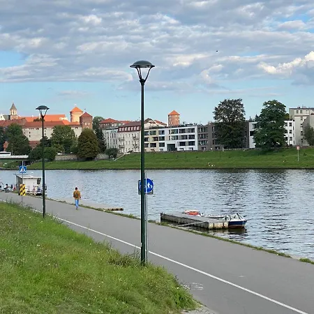 Industrial Vistula Free Parking & Gym