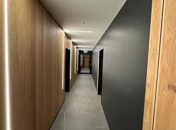 Industrial Vistula Free Parking & Gym Apartment