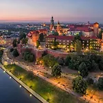 Industrial Vistula Free Parking & Gym *